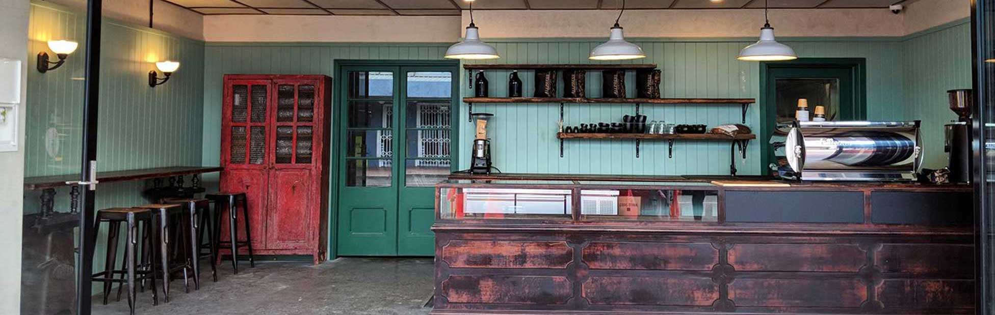 Vintage styled bar