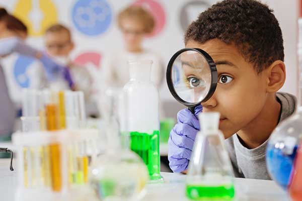 kid scientist
